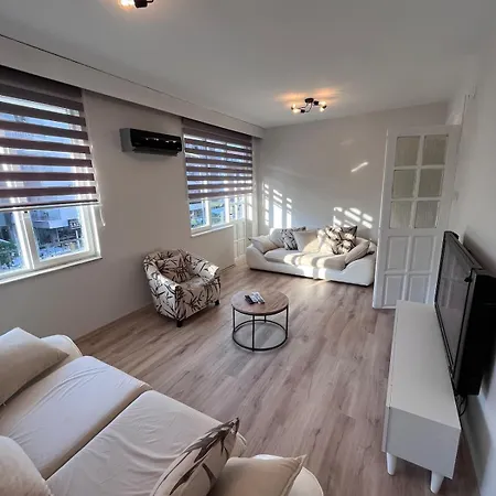 Apartment Big Flat 20 Minutes To Oldtown
